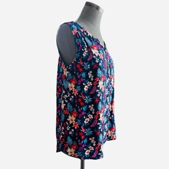 Women Top SONOMA Blue Multicolored Floral Print Loose Fit Sleeveless Blouse Top - Picture 4 of 6